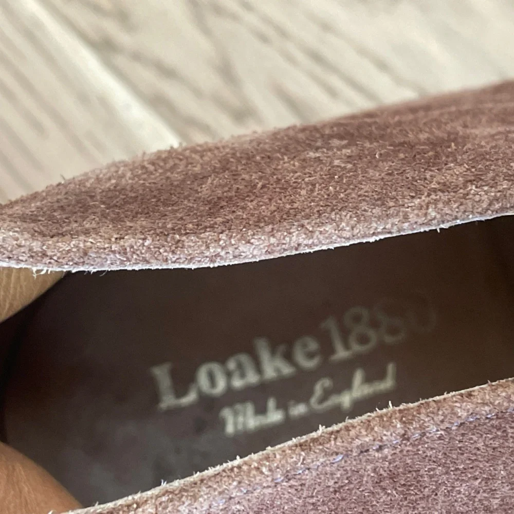 Loake 1880 classic kempton suede boot